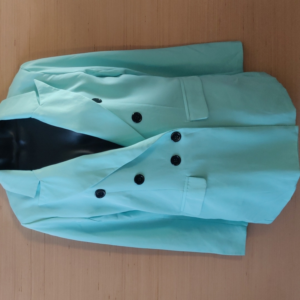 Pale green oversized blazer